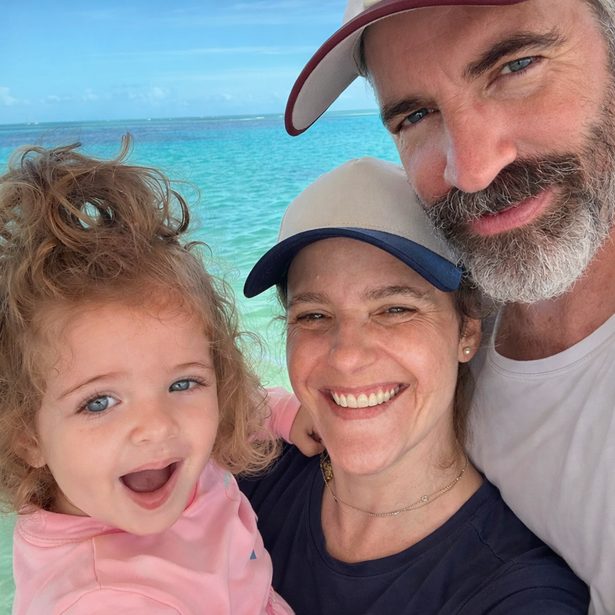 Clara, a Valentina e o pai